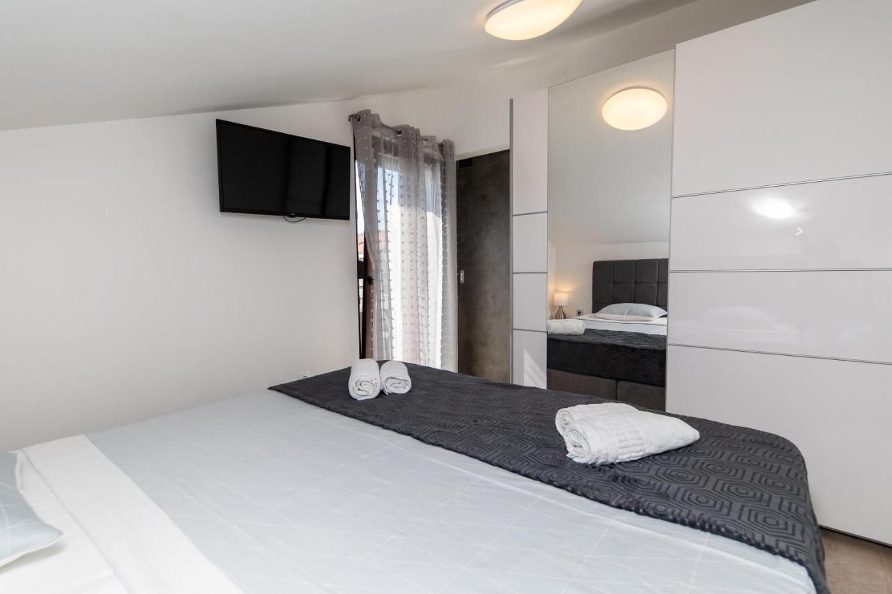 Apartman Gulin ツリクヴェニツァ エクステリア 写真