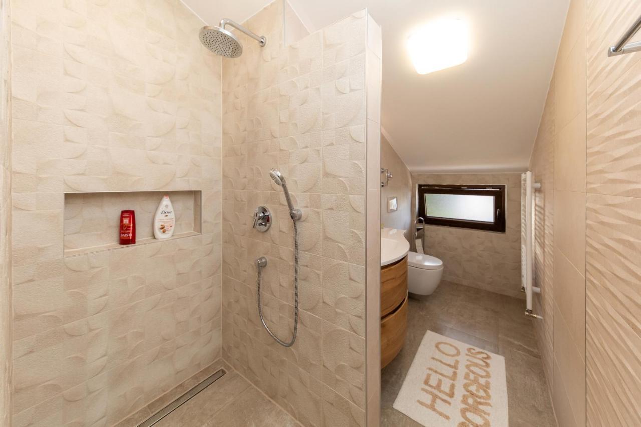 Apartman Gulin ツリクヴェニツァ エクステリア 写真